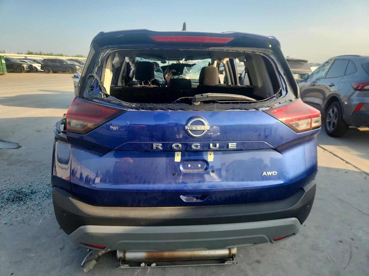 2023 Nissan Rogue S - Image 6