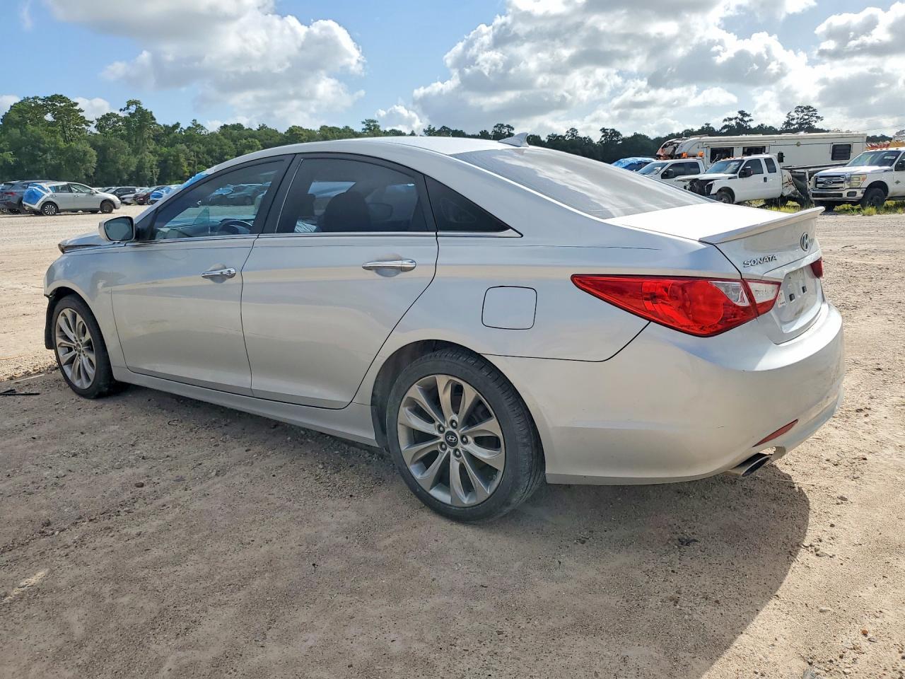2013 Hyundai Sonata Se - Image 2