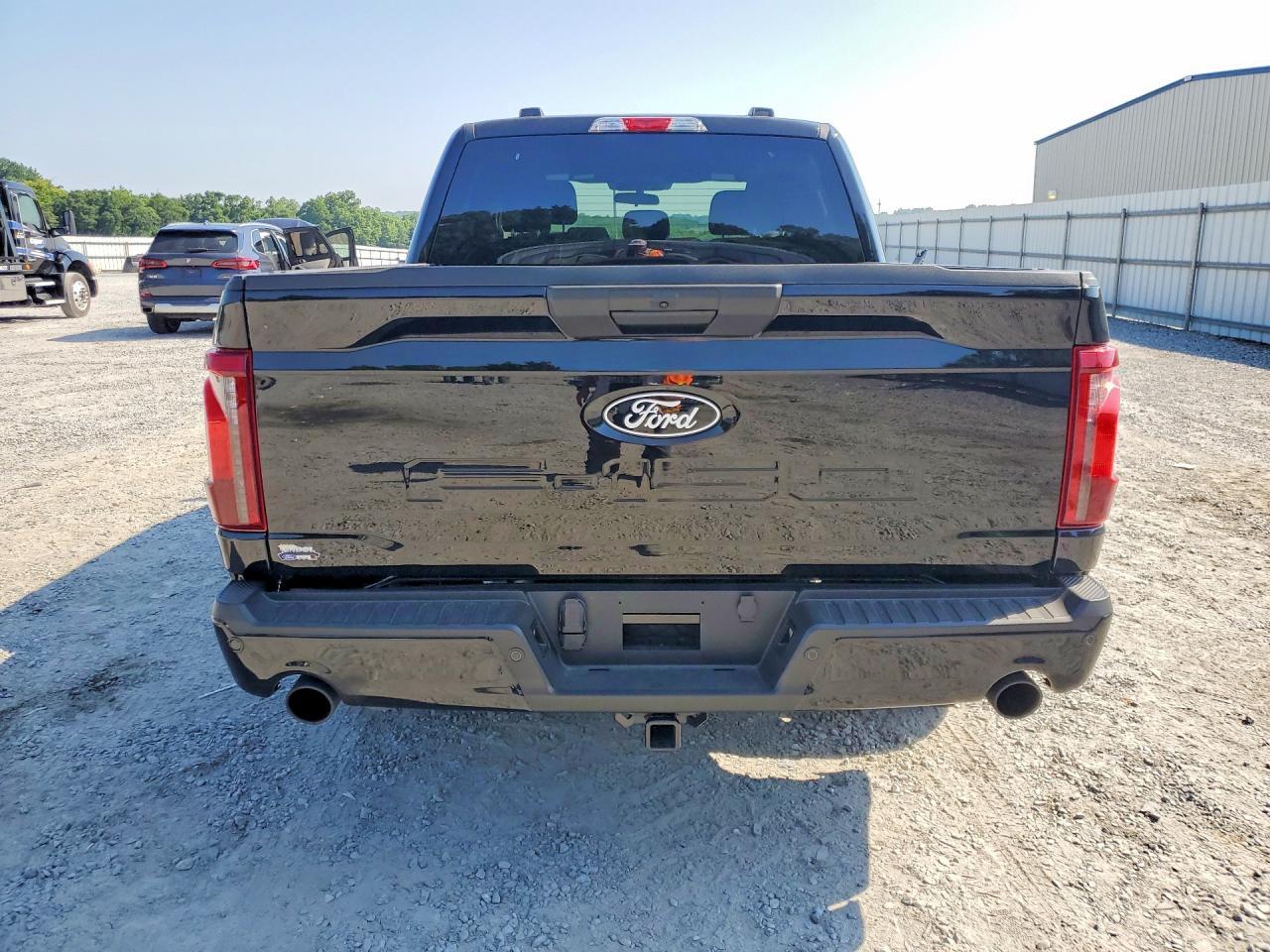 2026 Ford F150 - Фото 6