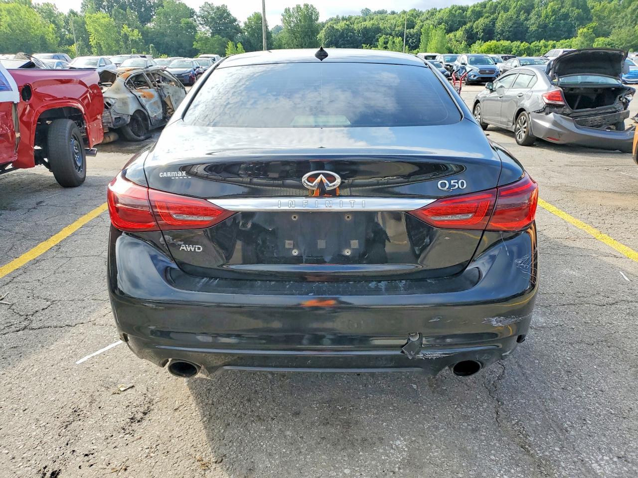 2018 Infiniti Q50 3.0T Luxe - Фото 6