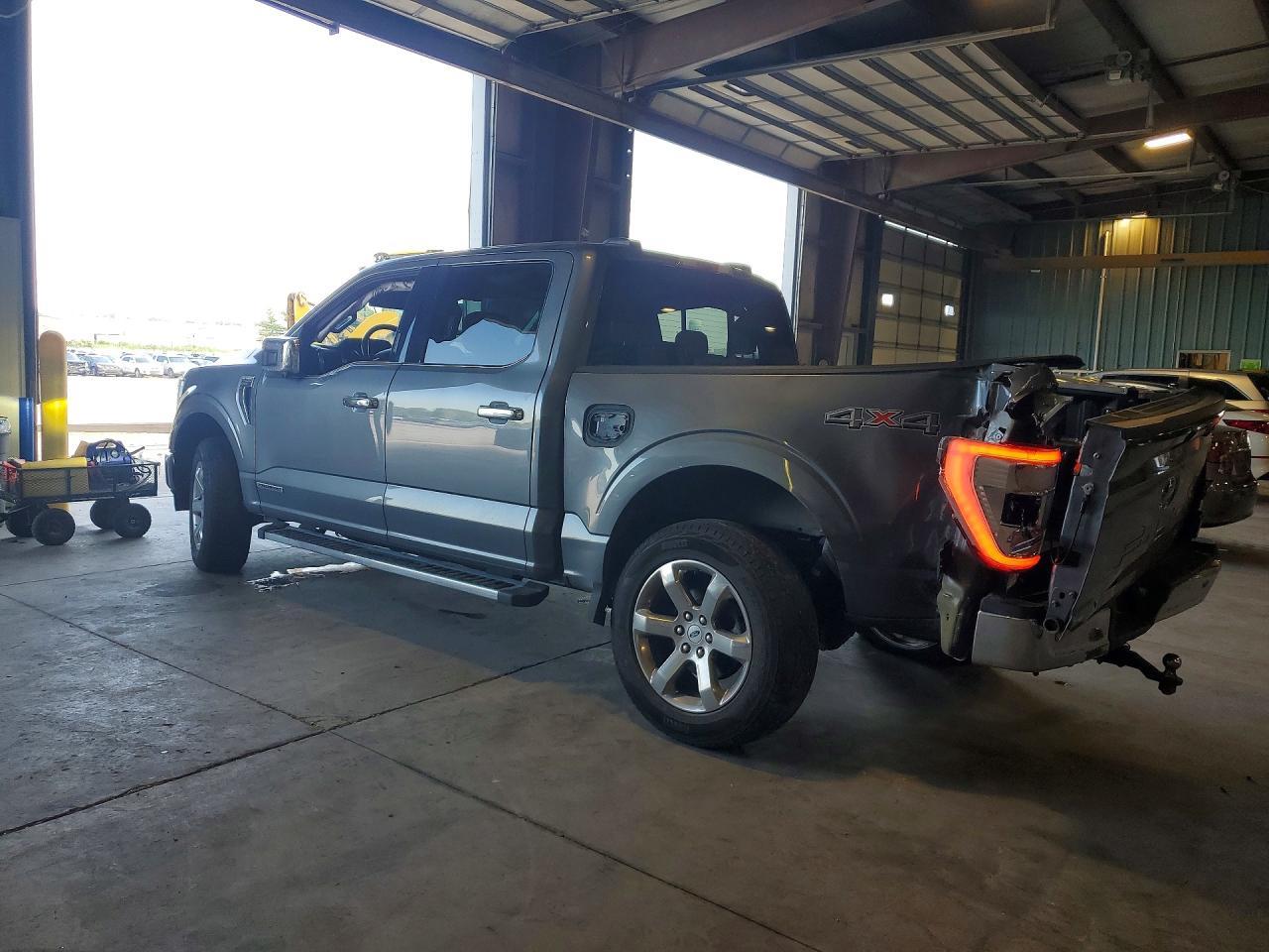 2021 Ford F150 Supercrew - Фото 2
