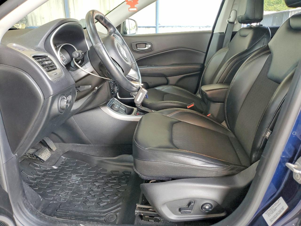 2018 Jeep Compass Latitude - Image 7