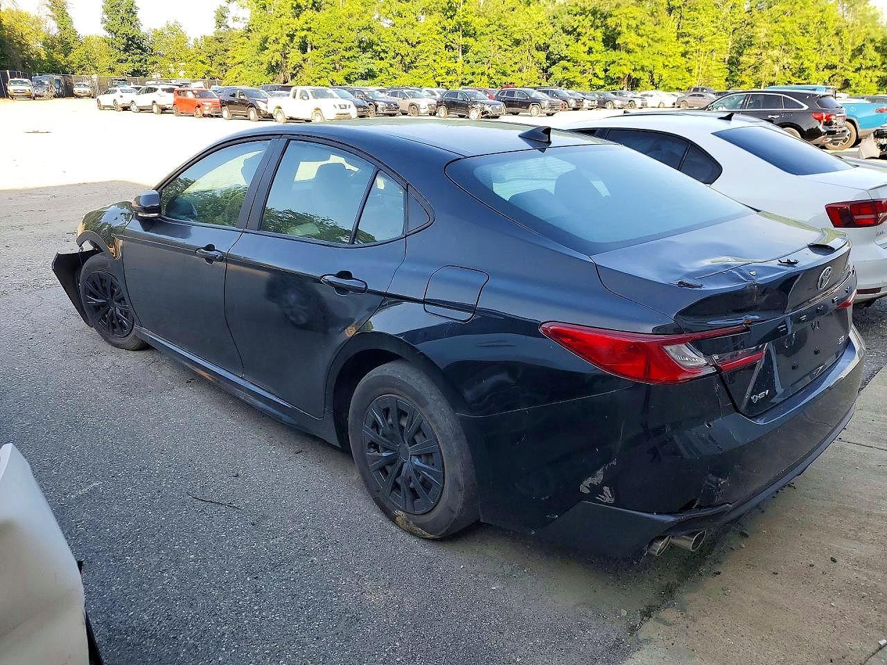 2025 Toyota Camry Se - Image 2