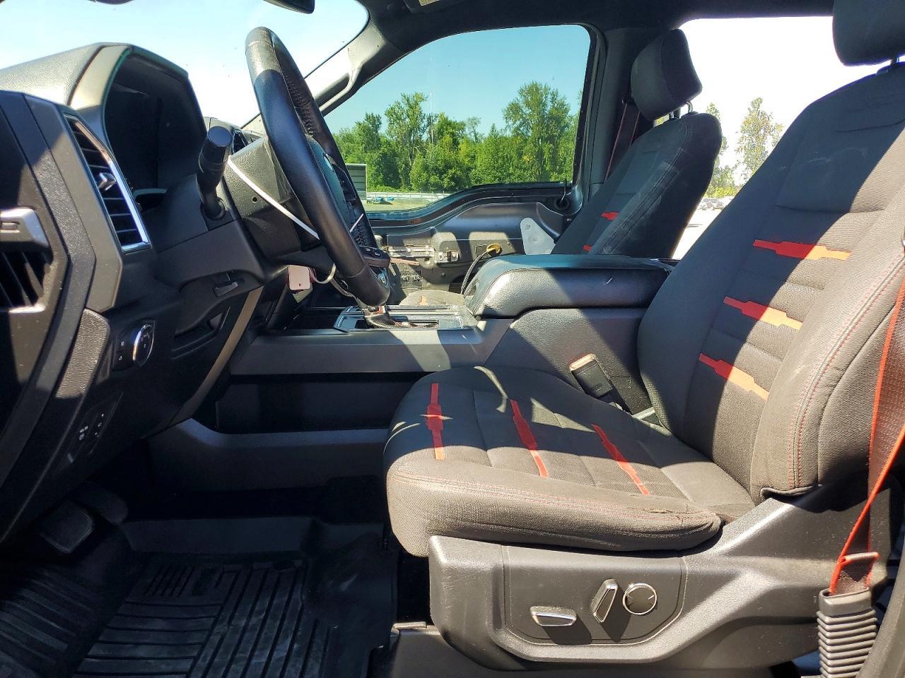 2016 Ford F150 - Image 7