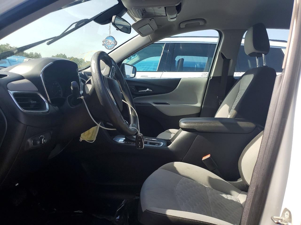 2018 Chevrolet Equinox Ls - Image 7
