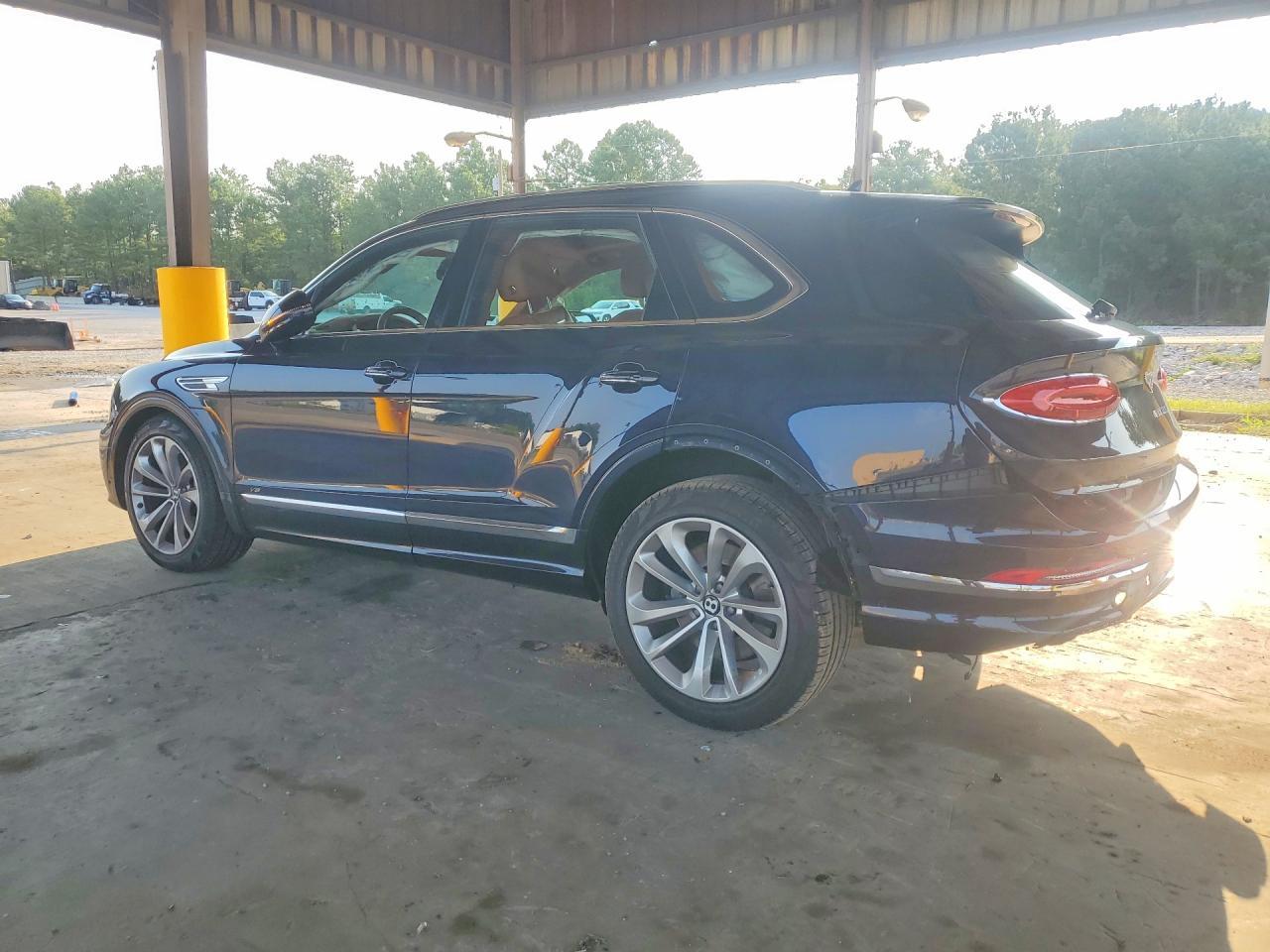2021 Bentley Bentayga - Image 2