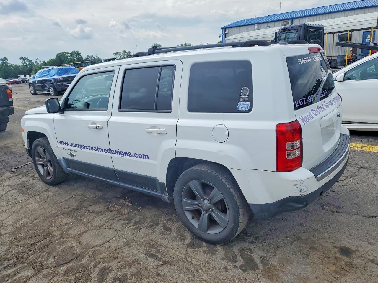 2014 Jeep Patriot Latitude - Фото 2