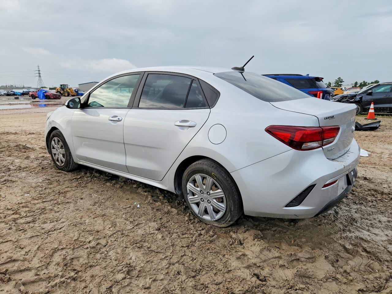 2022 Kia Rio Lx - Фото 2