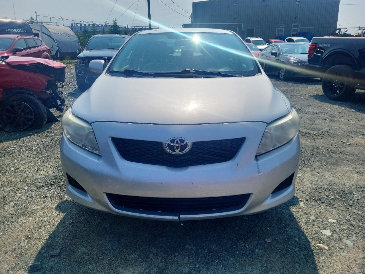2010 Toyota Corolla Base - Фото 5