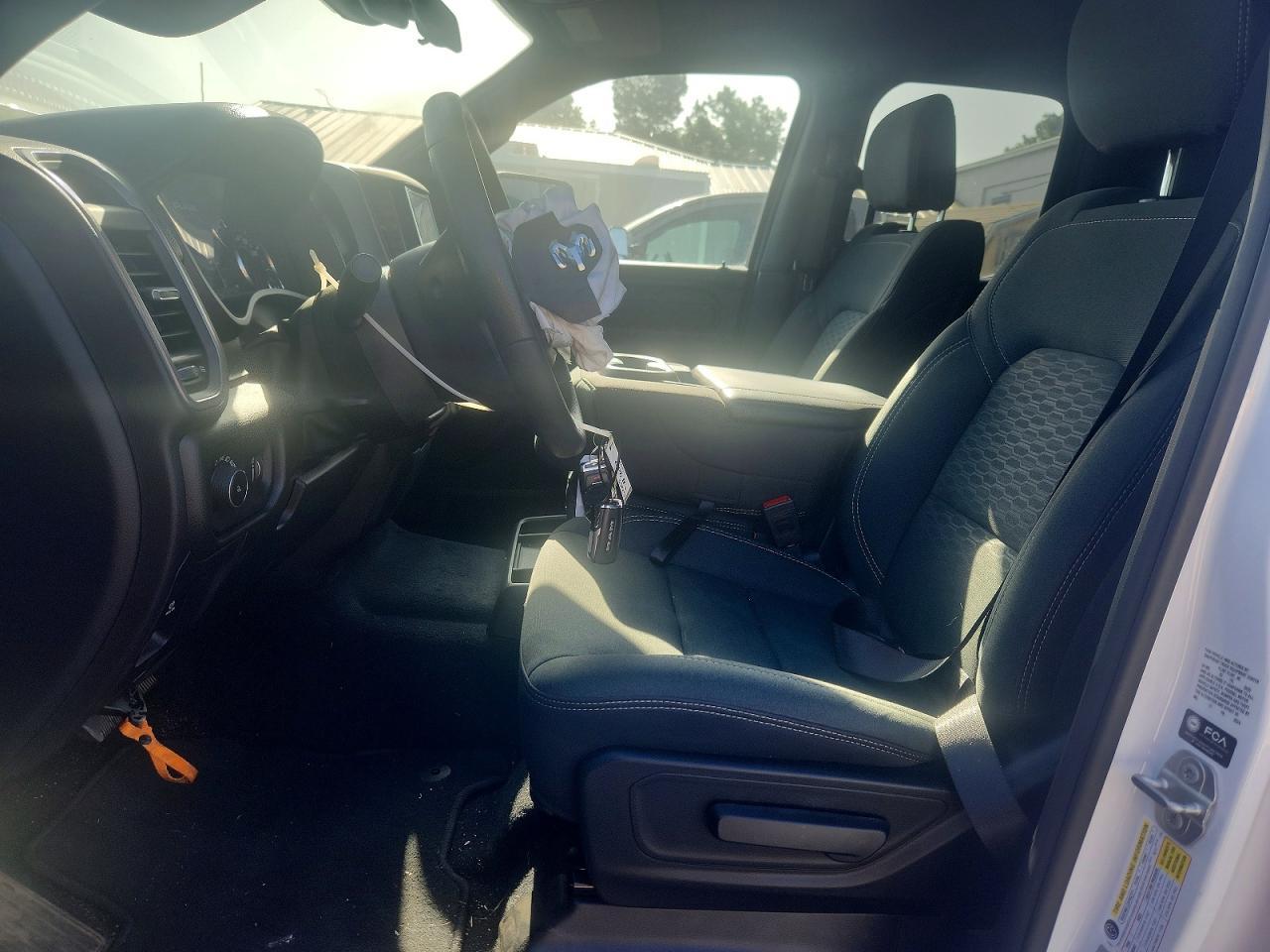2025 Ram 1500 Tradesman - Фото 7
