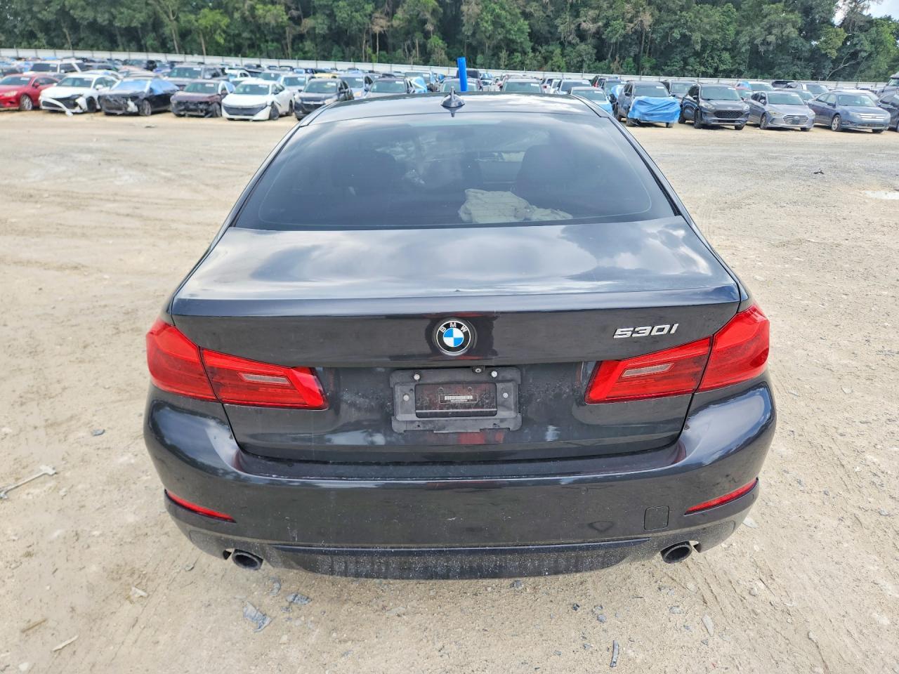 2019 BMW 530 I - Фото 6