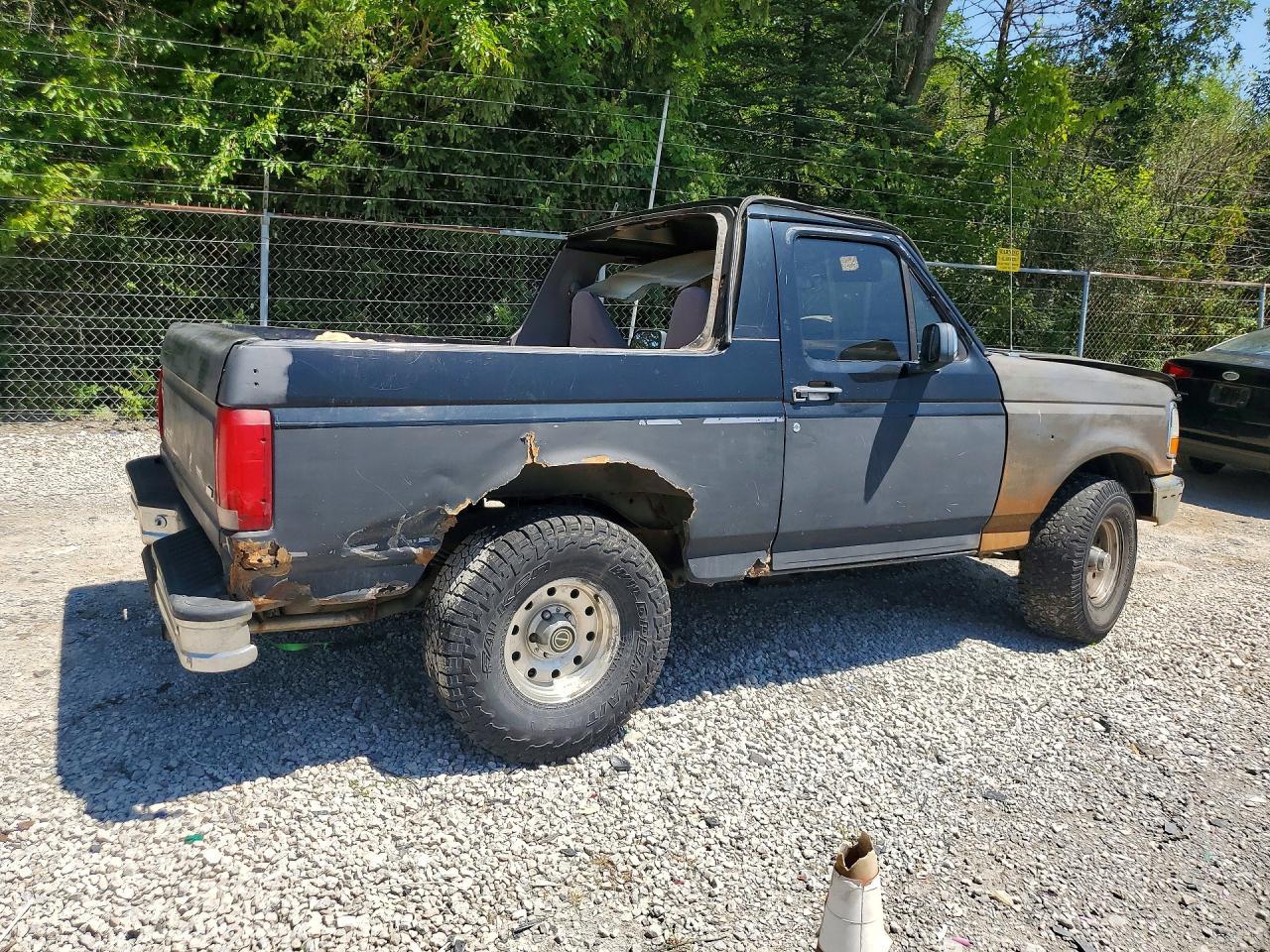 1995 Ford Bronco U100 - Image 3