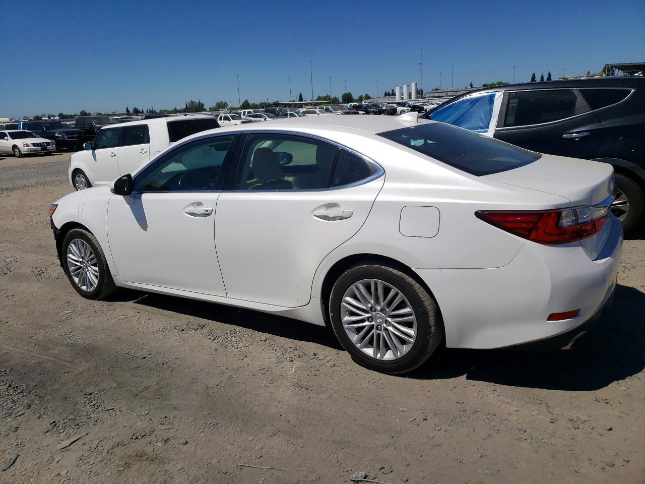 2017 Lexus Es 350 - Фото 2