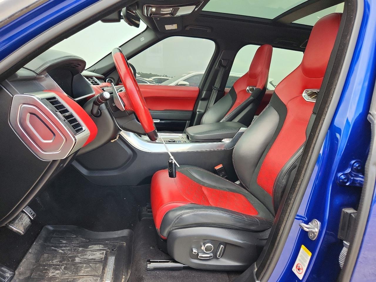 2020 Land Rover Range Rover Sport Svr - Image 7