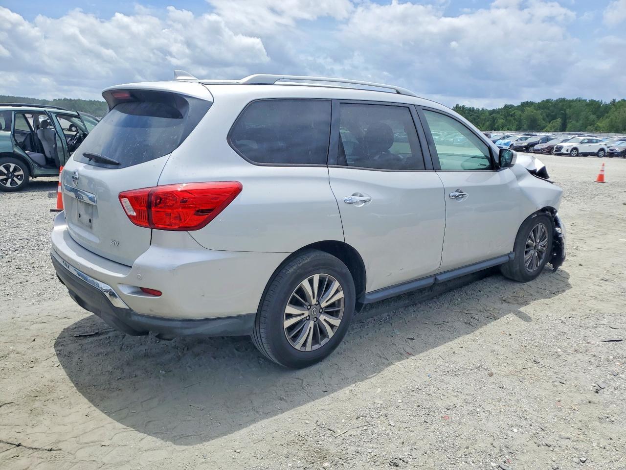 2020 Nissan Pathfinder Sv - Фото 3
