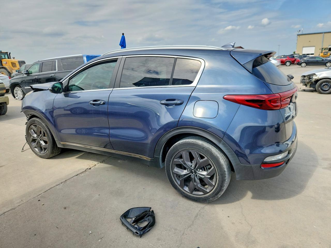 2021 Kia Sportage S - Фото 2