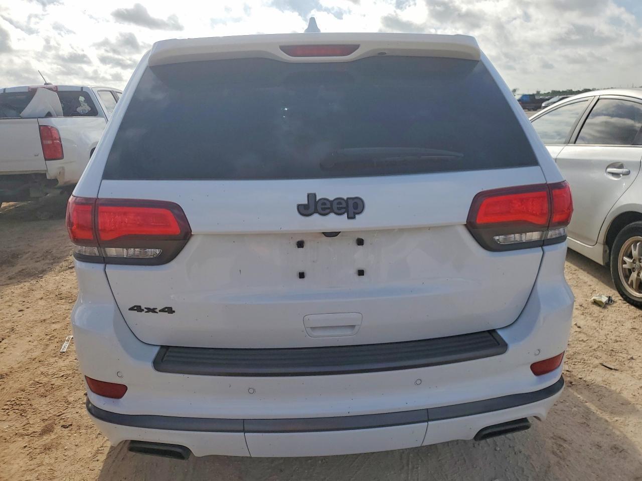 2021 Jeep Grand Cherokee Overland - Фото 6