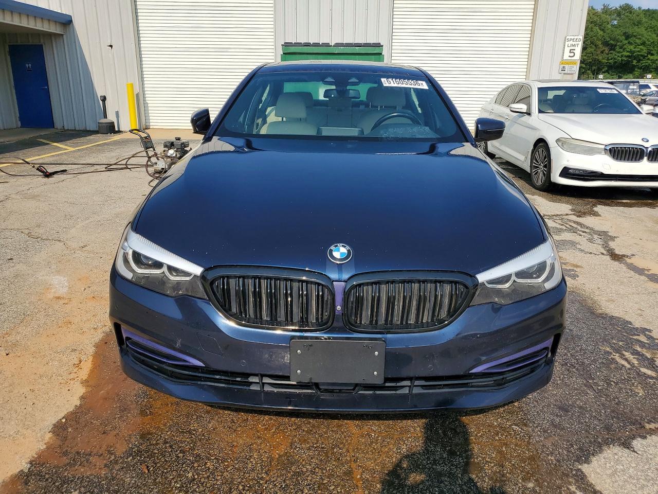 2019 BMW 530Xe - Фото 5