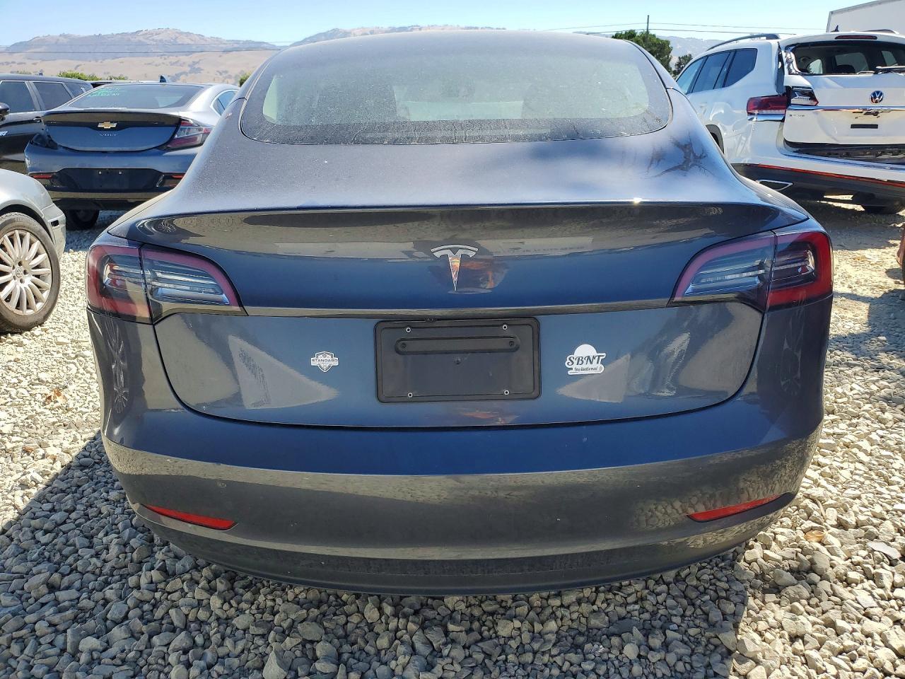 2023 Tesla Model 3 - Фото 6
