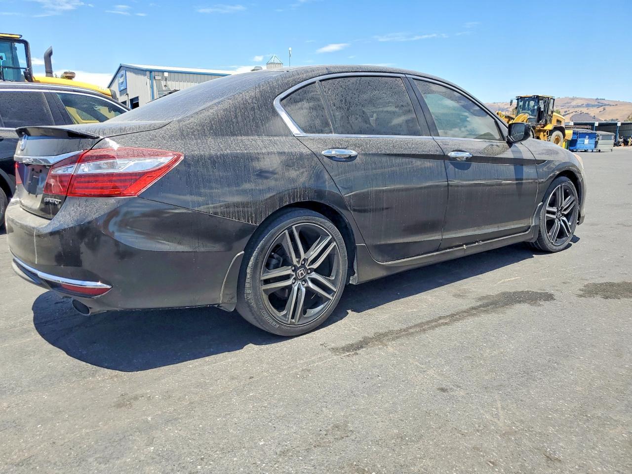 2016 Honda Accord Sport - Image 3