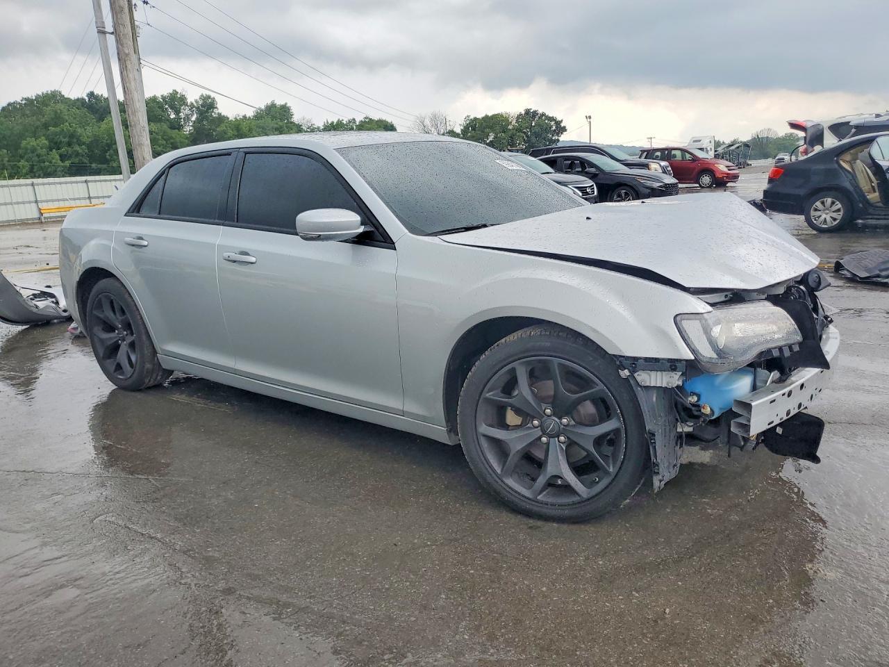 2023 Chrysler 300 S - Фото 4