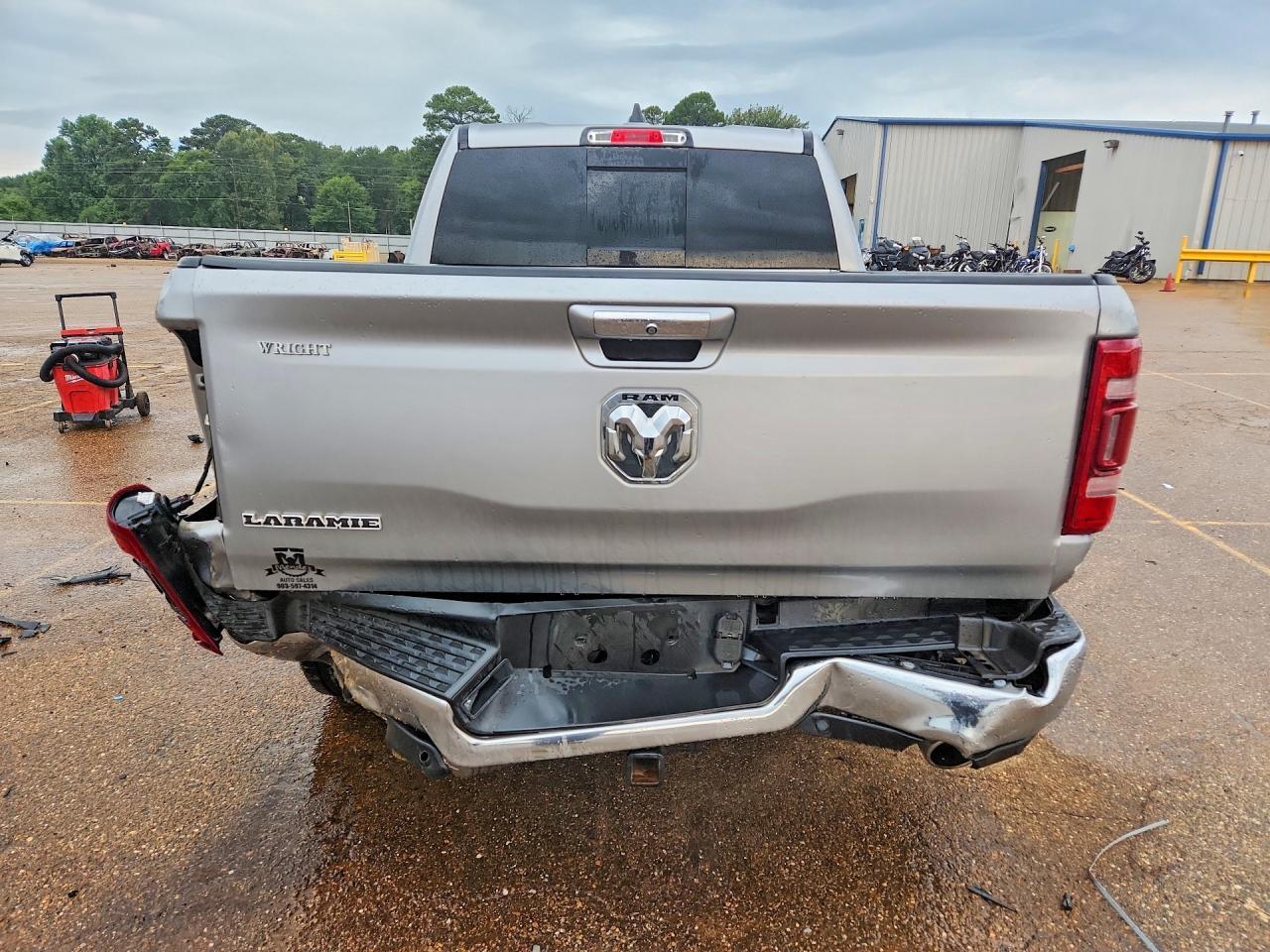 2019 Ram 1500 Laramie - Фото 6