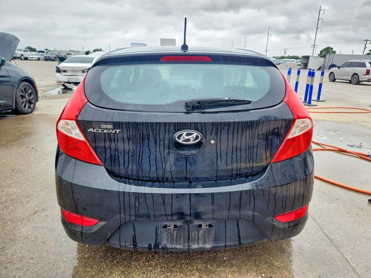 2017 Hyundai Accent Se - Фото 6