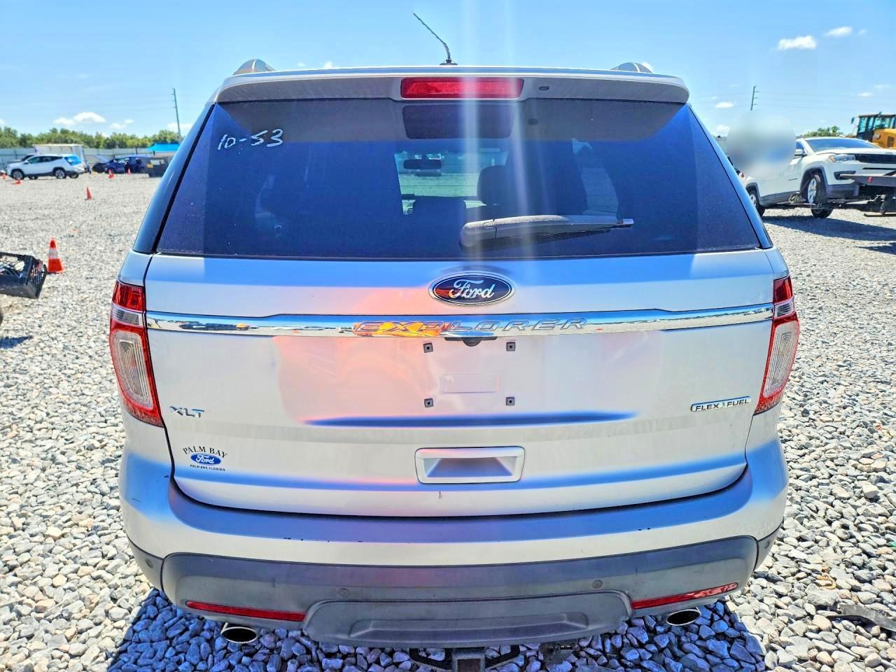 2013 Ford Explorer Xlt - Image 6