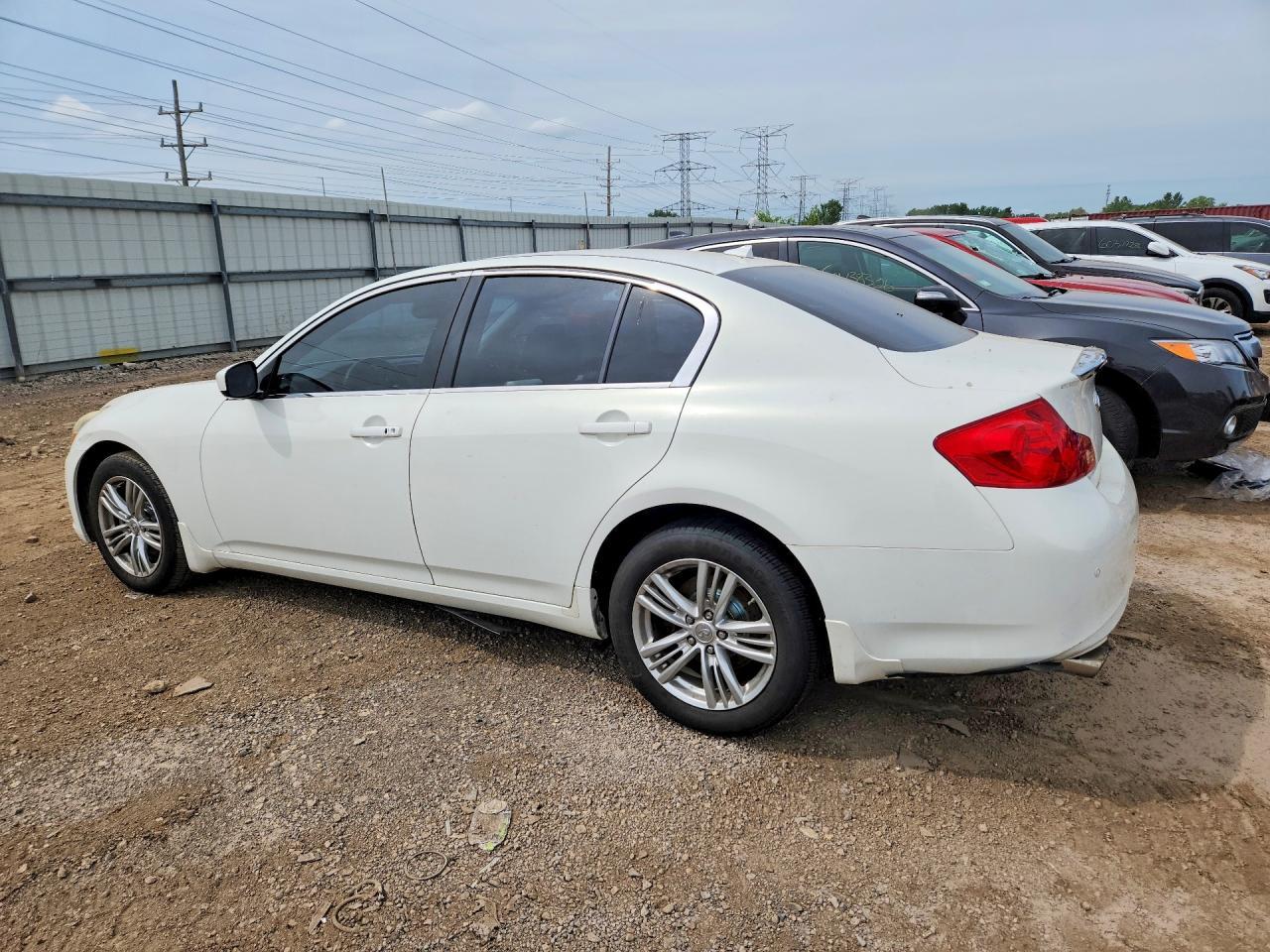 2013 Infiniti G37 Sedan X - Image 2