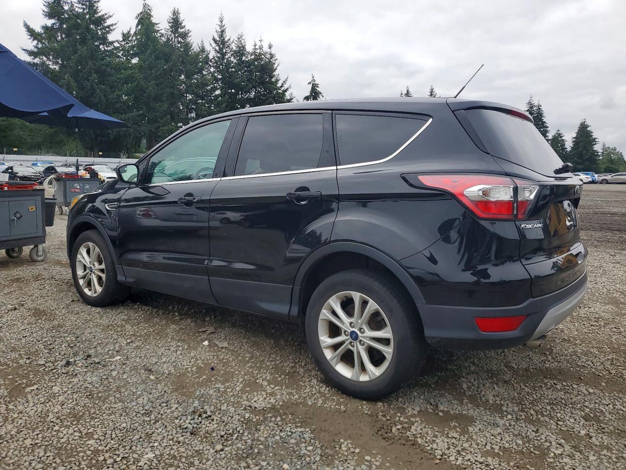 2017 Ford Escape Se - Фото 2