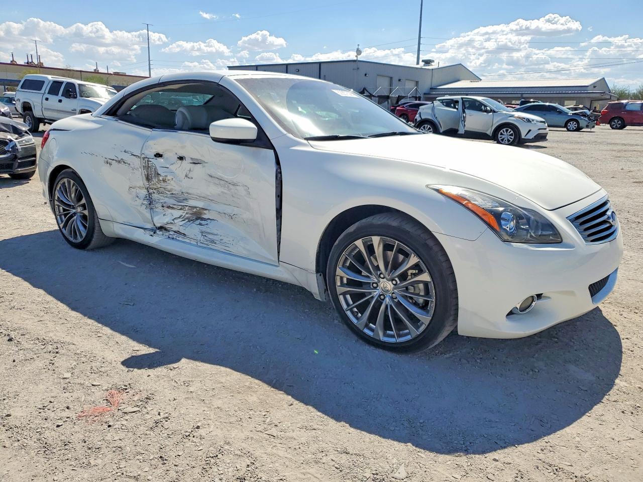 2013 Infiniti G37 Convertible Base - Фото 4