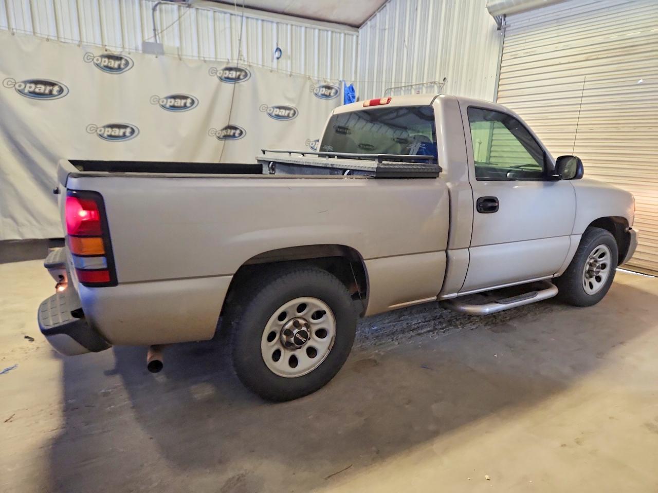 2007 GMC New Sierra C1500 Classic - Фото 3