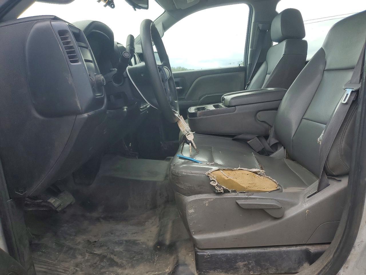 2017 Chevrolet Silverado C2500 Heavy Duty - Image 7