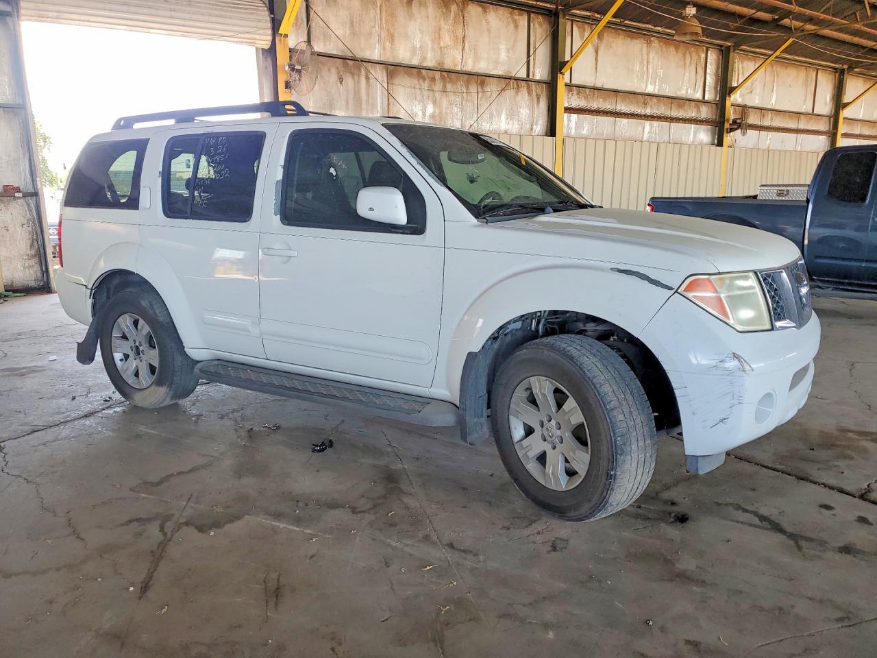 2005 Nissan Pathfinder Xe - Фото 4