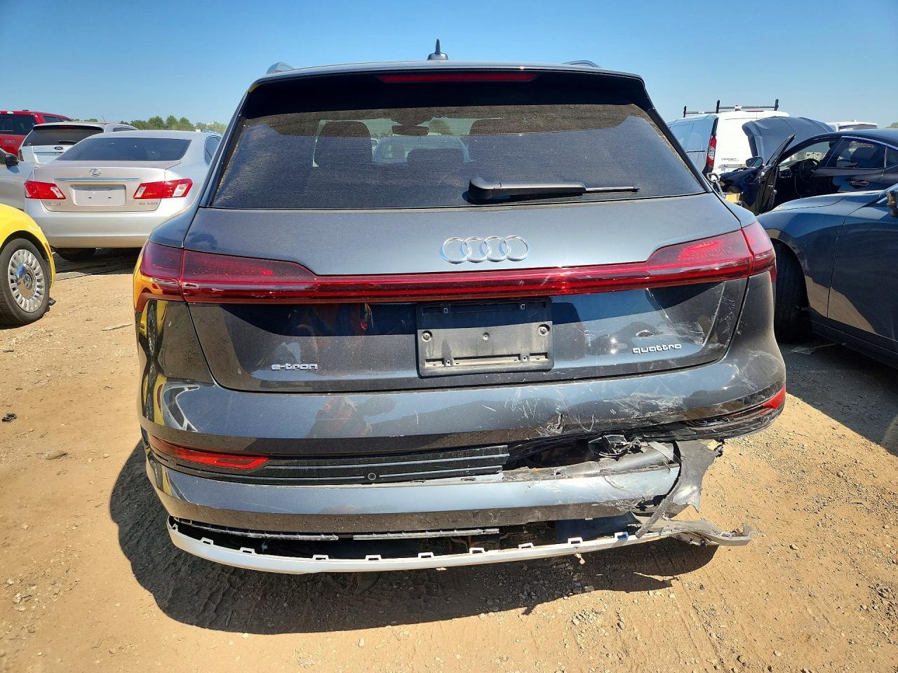 2021 Audi E-Tron Premium - Image 6