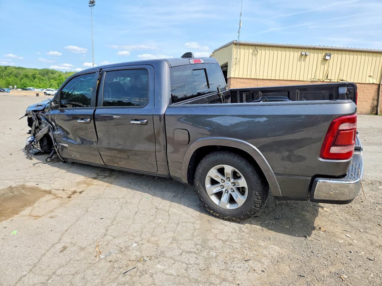 2022 Ram 1500 Laramie - Фото 2