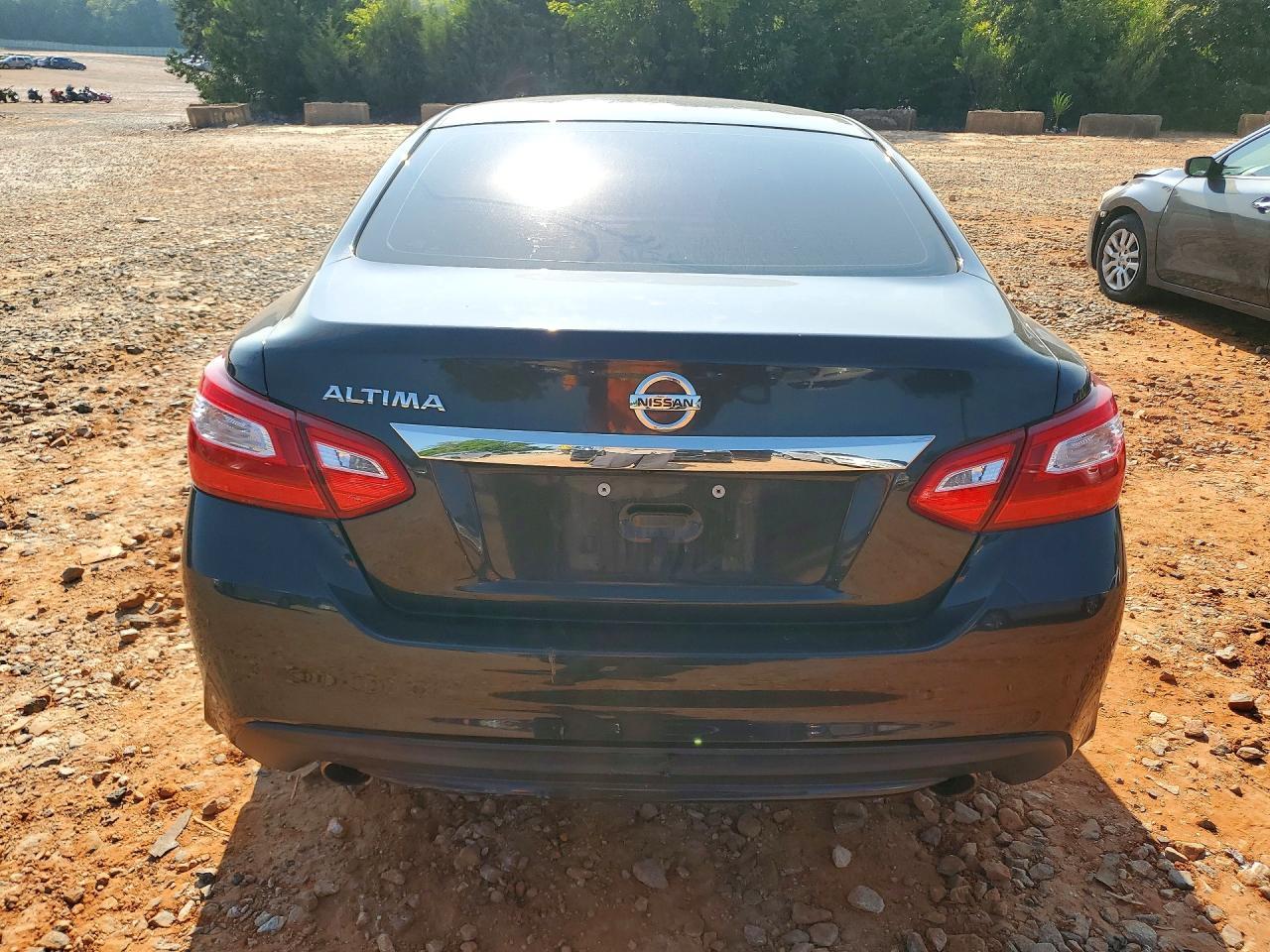 2016 Nissan Altima 2.5 S - Фото 6