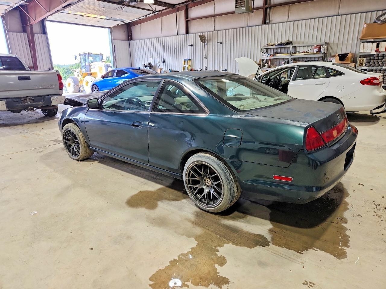 2000 Honda Accord Ex - Image 2