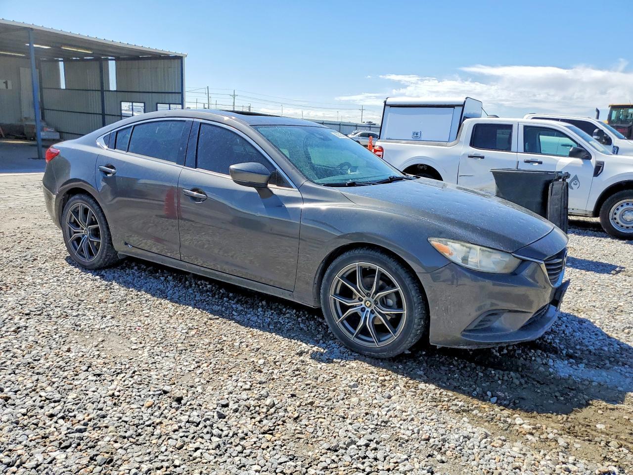 2017 Mazda 6 Touring - Image 4