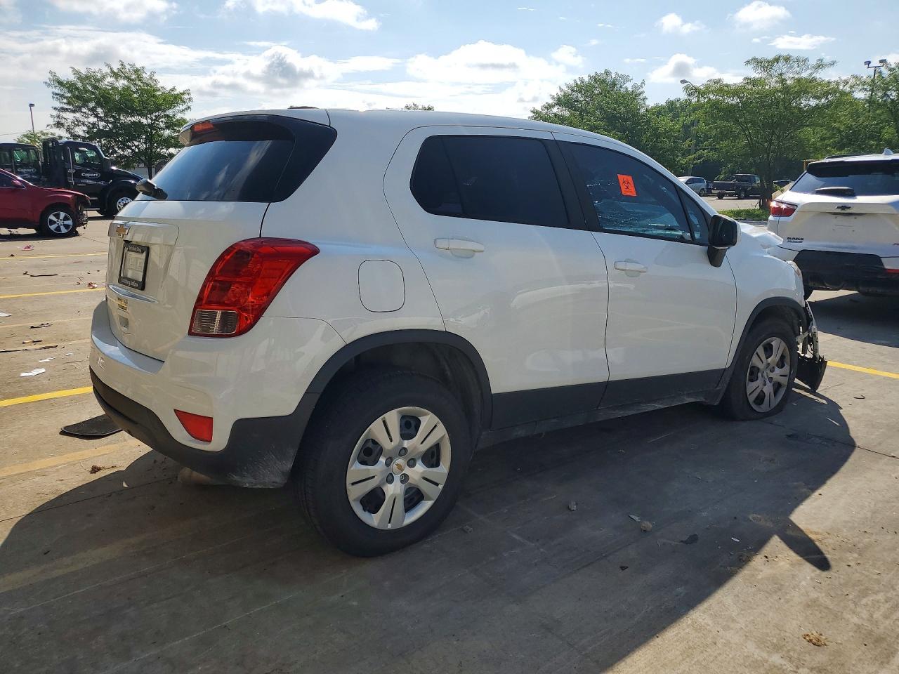 2018 Chevrolet Trax Ls - Фото 3
