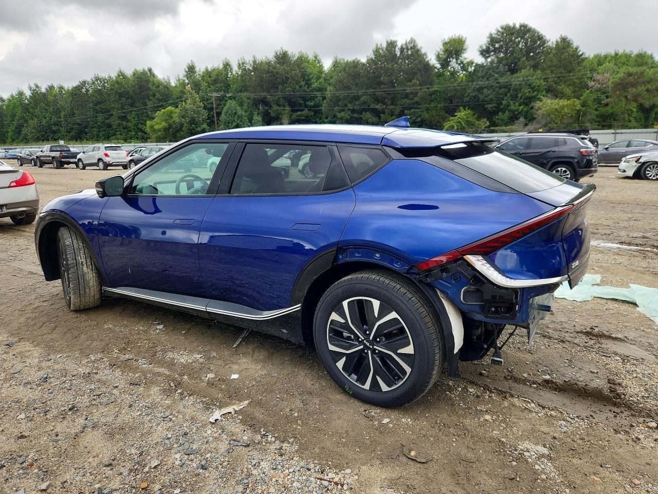 2024 Kia Ev6 Wind - Image 2