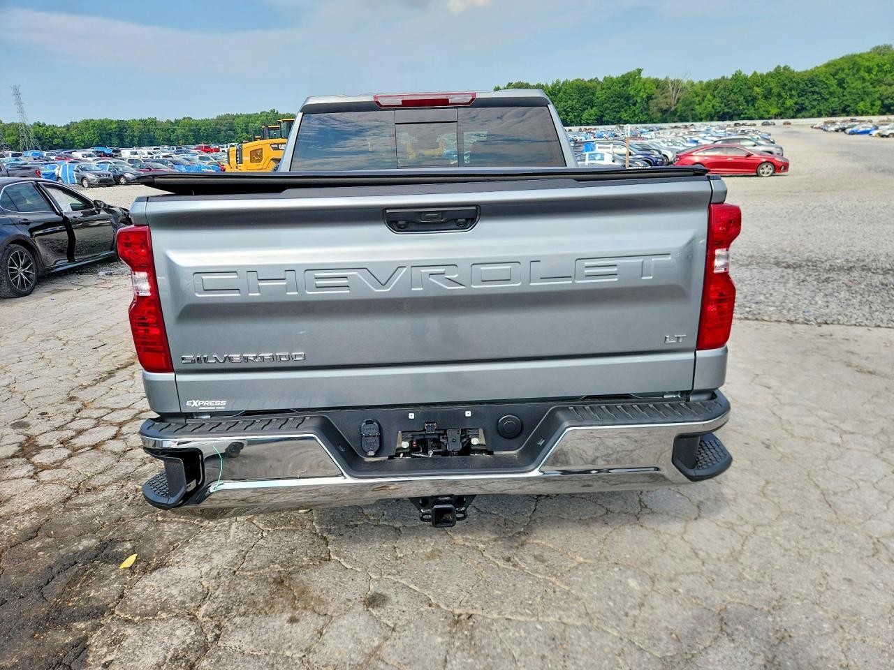 2026 Chevrolet Silverado C1500 Lt - Image 6