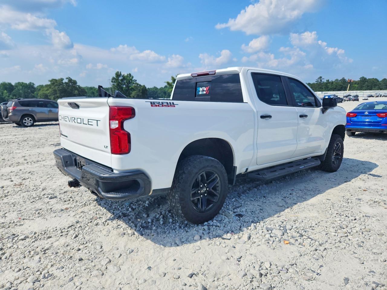 2020 Chevrolet Silverado K1500 Lt Trail Boss - Image 3