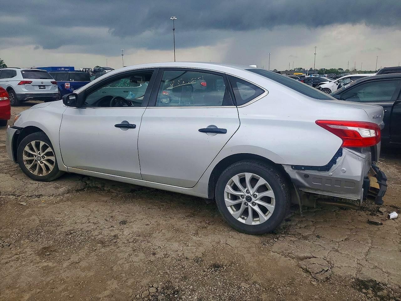 2019 Nissan Sentra Sv - Image 2