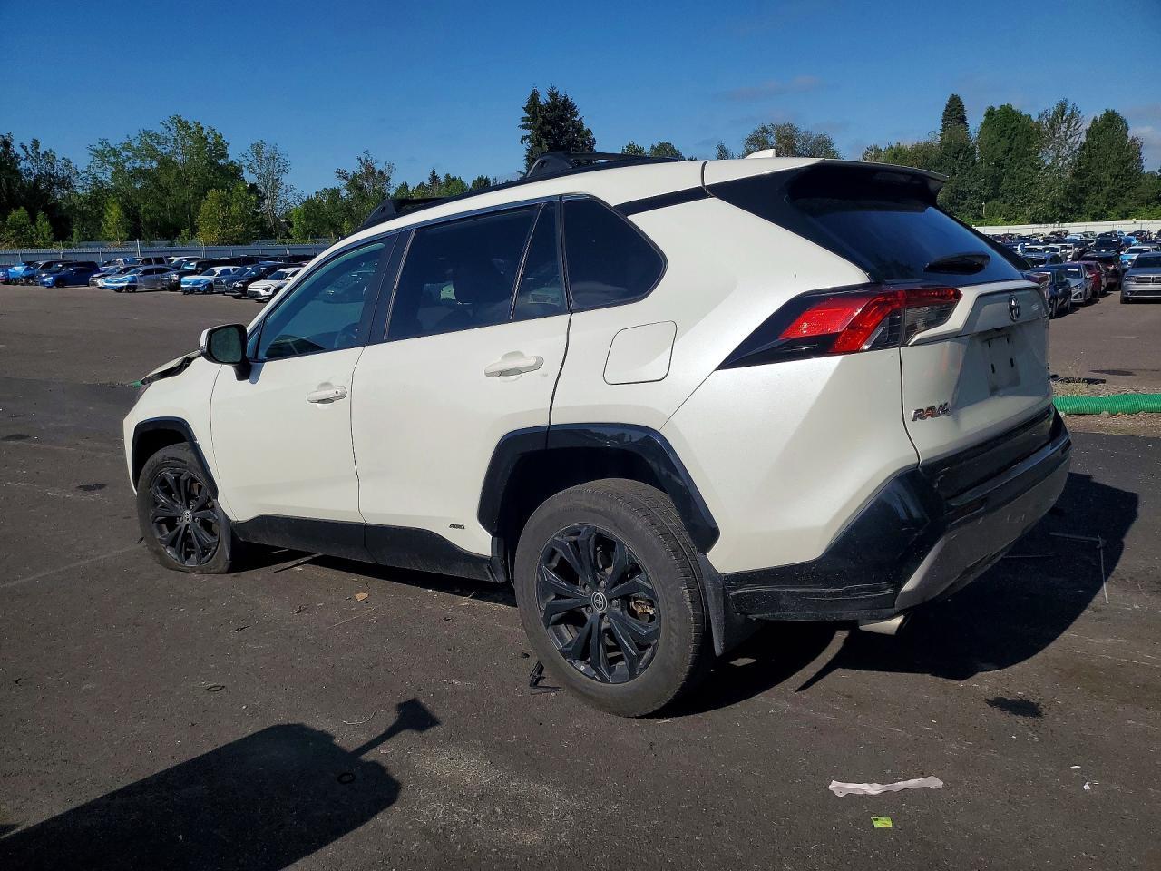 2022 Toyota Rav4 Se - Фото 2