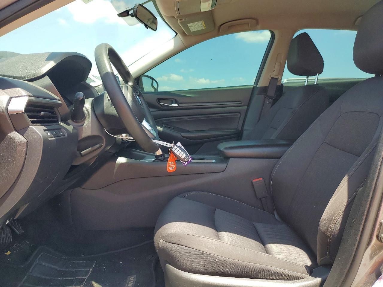 2019 Nissan Altima S - Image 7