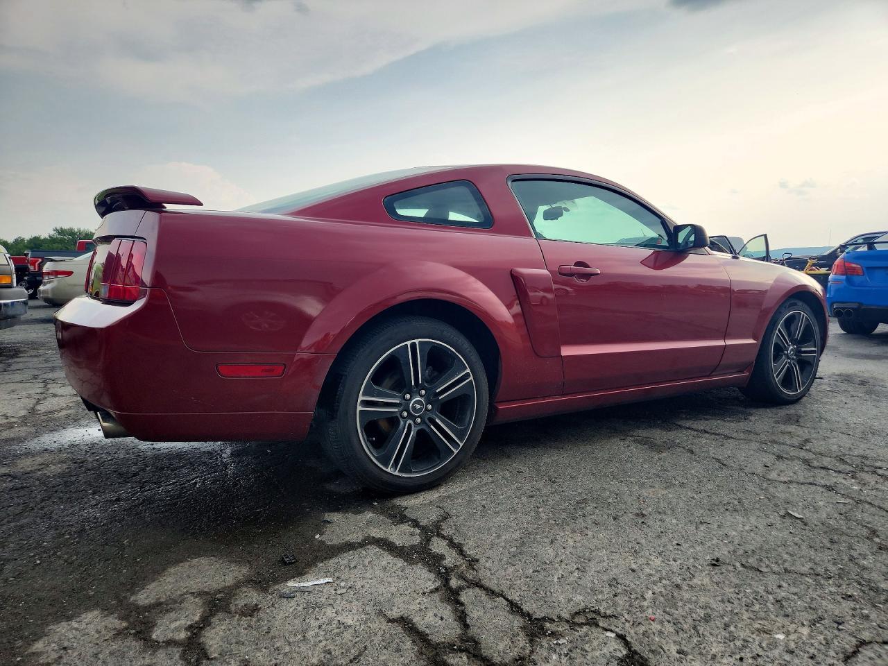 2005 Ford Mustang Gt - Фото 3