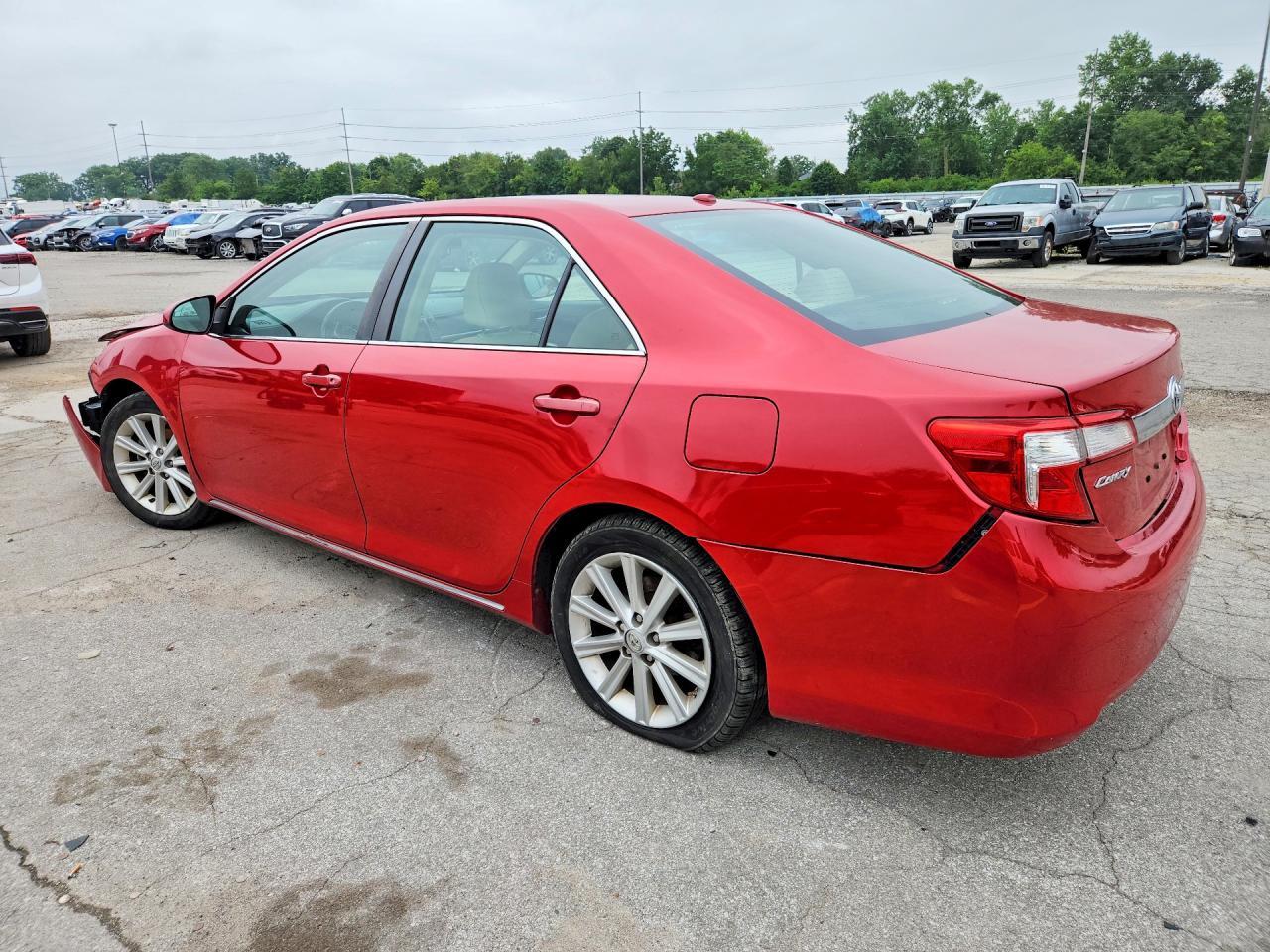 2014 Toyota Camry Xle V6 - Image 2