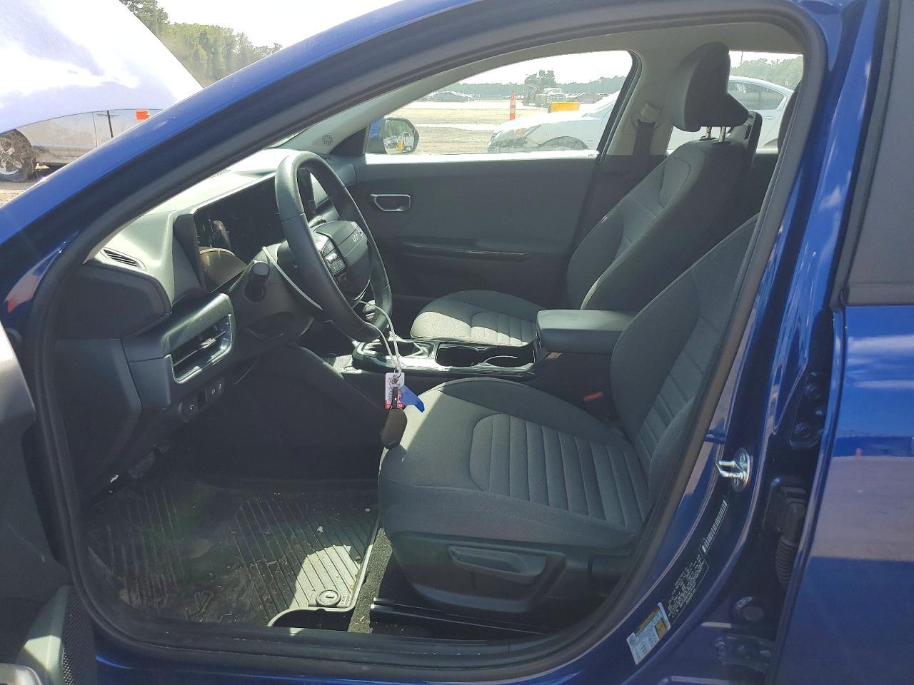 2025 Kia K4 Ex - Image 7