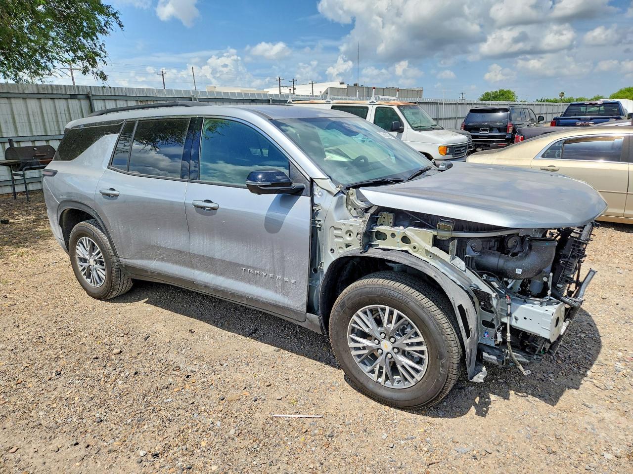 2026 Chevrolet Traverse Lt - Image 4
